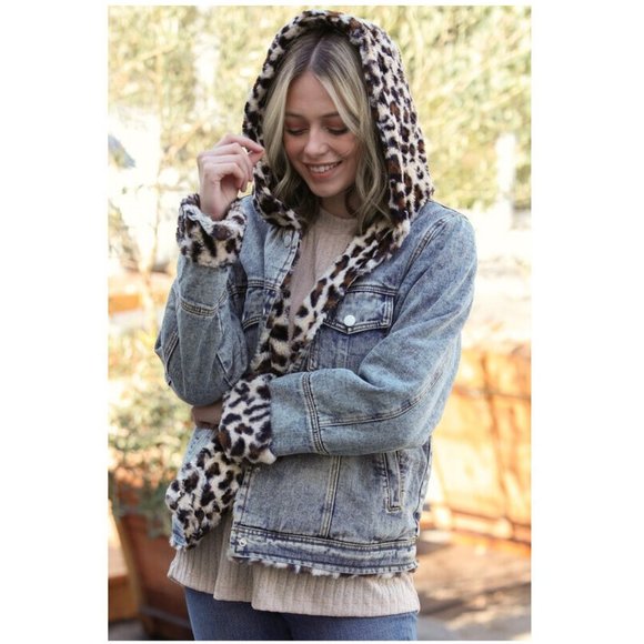 SOLD OUT Reversible Leopard Faux Fur Hooded Denim Jacket - Picture 2 of 11